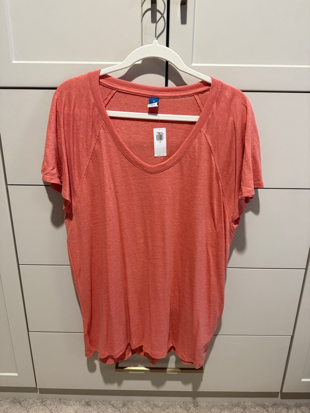 Old Navy Coral V-Neck Short Sleeve Tee